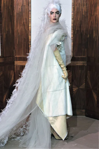 Look 53
